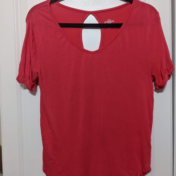 So Perfectly Soft Relaxed Fit Pink T-Shirt with Tie Bottom Size Medium - Picture 1 of 4
